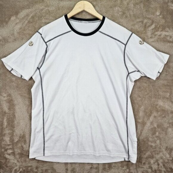 Lululemon Gym Workout Performance Athletic Men's T-Shirt White Short Sleeve Logo - Picture 1 of 10